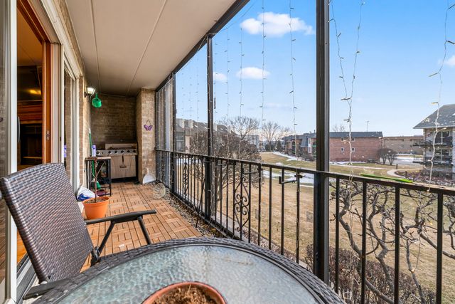 15712 S Sunset Ridge Court 1N, Orland Park, IL 60462