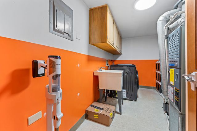 15712 S Sunset Ridge Court 1N, Orland Park, IL 60462