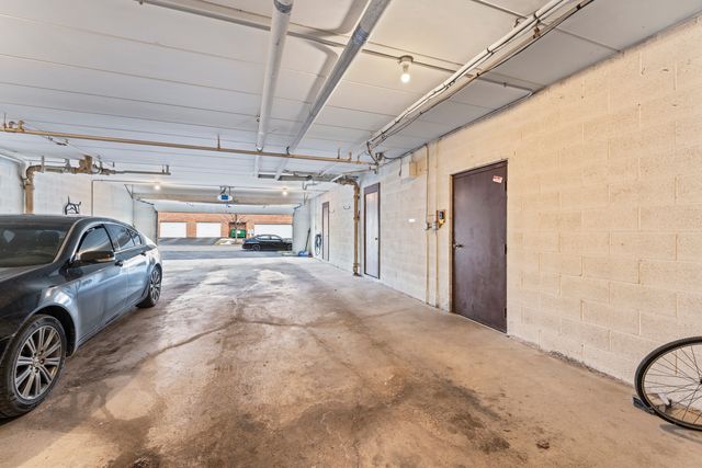 15712 S Sunset Ridge Court 1N, Orland Park, IL 60462