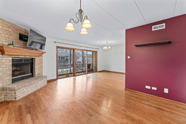 15712 S Sunset Ridge Court 1N, Orland Park, IL 60462