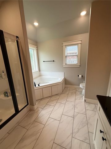 56 E Loveland Loop, Farmington, AR 72730