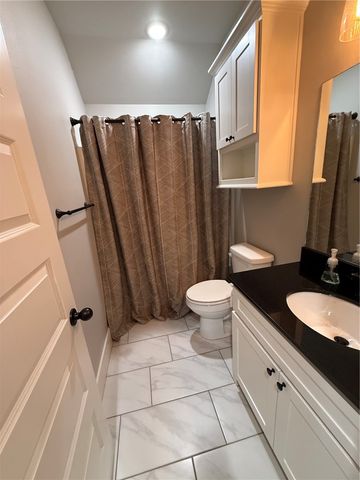 56 E Loveland Loop, Farmington, AR 72730