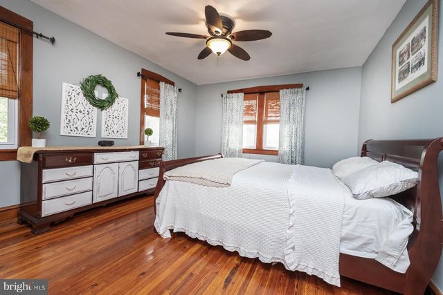 208 W BROWNING RD, Collingswood, NJ 08108