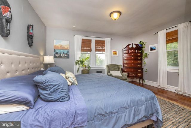 208 W BROWNING RD, Collingswood, NJ 08108