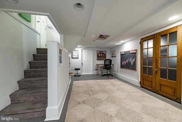 208 W BROWNING RD, Collingswood, NJ 08108