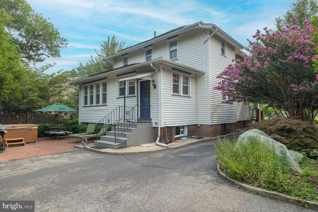 208 W BROWNING RD, Collingswood, NJ 08108
