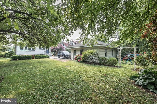208 W BROWNING RD, Collingswood, NJ 08108