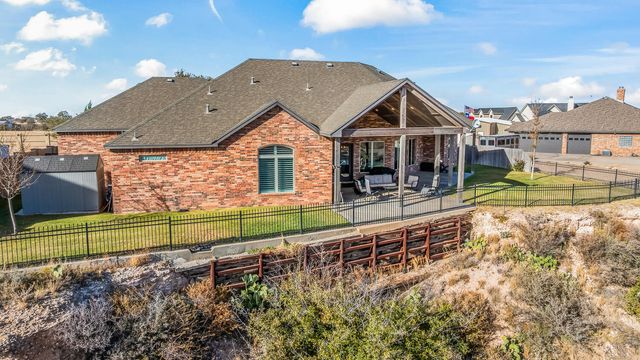 306 Palomino Drive, Lubbock, TX 79404