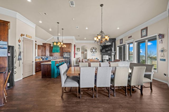 306 Palomino Drive, Lubbock, TX 79404