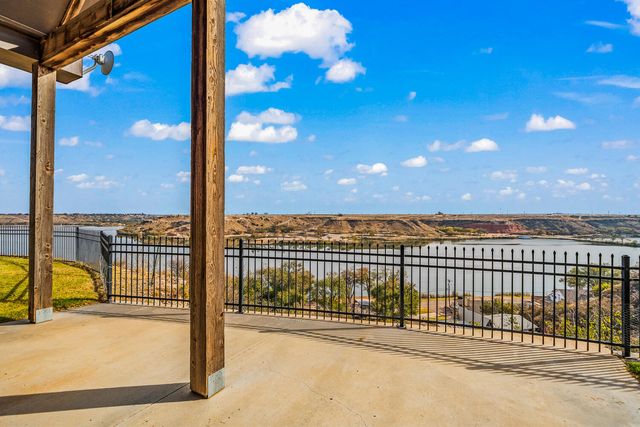 306 Palomino Drive, Lubbock, TX 79404