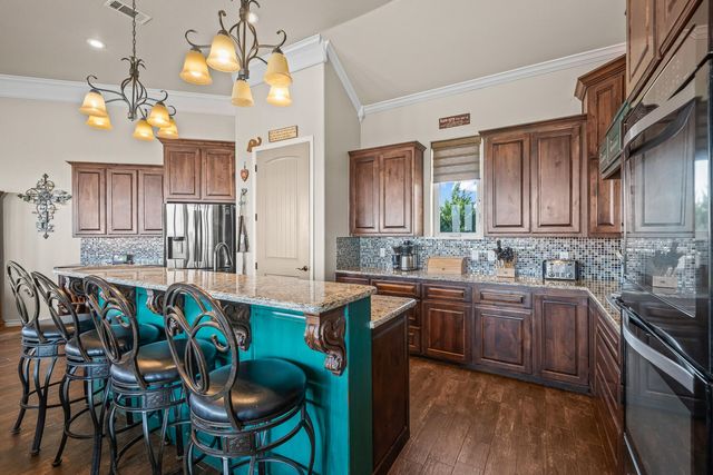 306 Palomino Drive, Lubbock, TX 79404