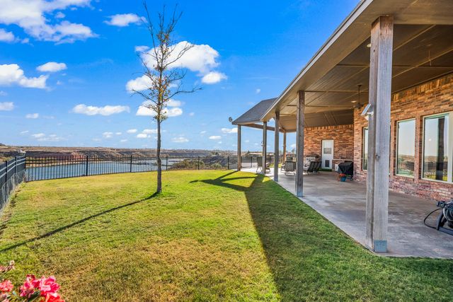 306 Palomino Drive, Lubbock, TX 79404