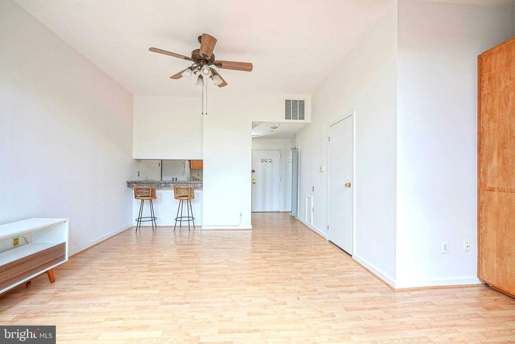 315 NEW ST #504, PHILADELPHIA, PA 19106 — photo 4