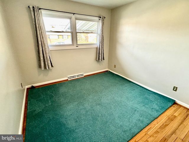 108 LINCOLN AVE, Robesonia, PA 19551