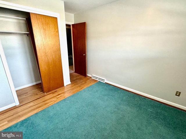108 LINCOLN AVE, Robesonia, PA 19551