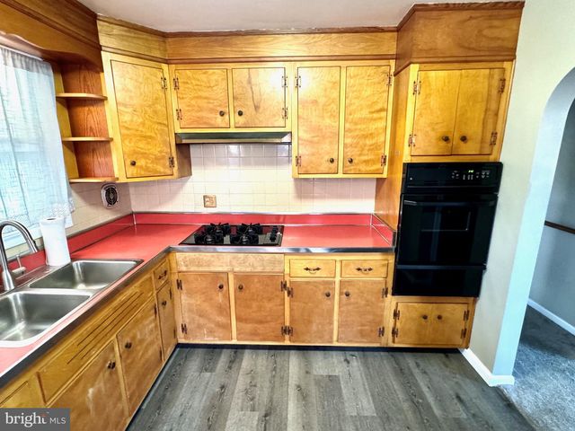 108 LINCOLN AVE, Robesonia, PA 19551
