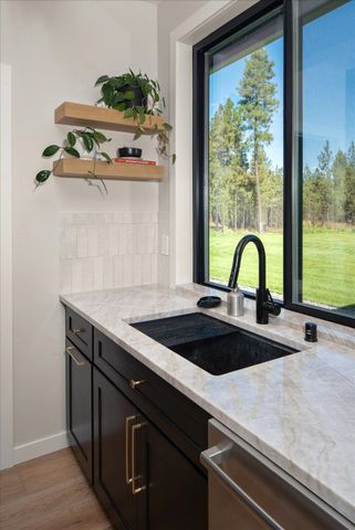 16771 S Sherman Rd, Cheney, WA 99004