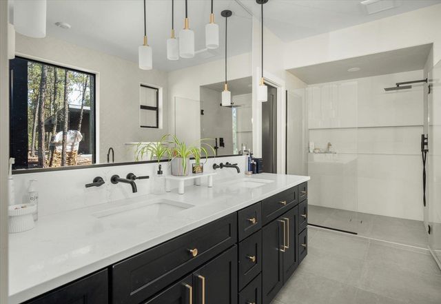 16771 S Sherman Rd, Cheney, WA 99004