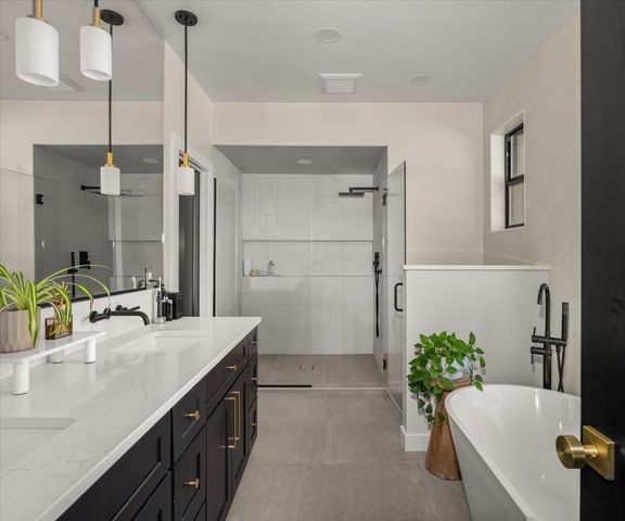 16771 S Sherman Rd, Cheney, WA 99004