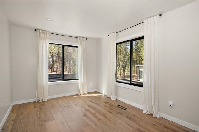 16771 S Sherman Rd, Cheney, WA 99004