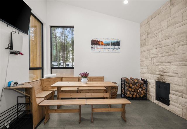 16771 S Sherman Rd, Cheney, WA 99004