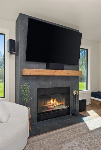 16771 S Sherman Rd, Cheney, WA 99004