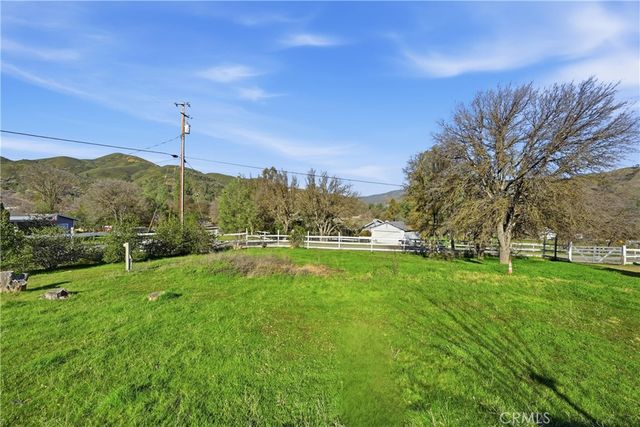 16553 Comanche Trail, Clearlake Oaks, CA 95423