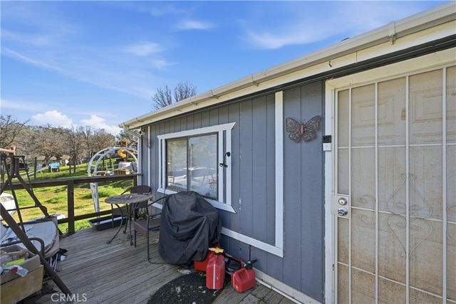 16553 Comanche Trail, Clearlake Oaks, CA 95423