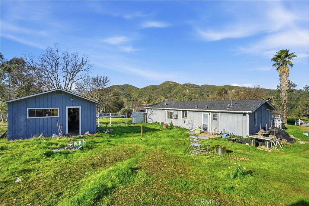 16553 Comanche Trail, Clearlake Oaks, CA 95423