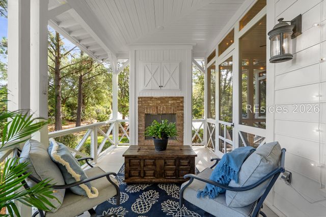 2 Rice Mill Rd, Bluffton, SC 29909