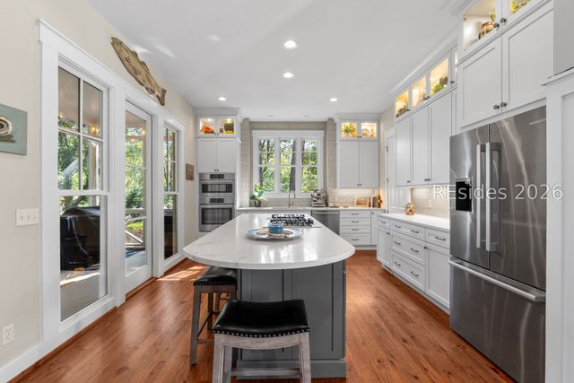 2 Rice Mill Rd, Bluffton, SC 29909
