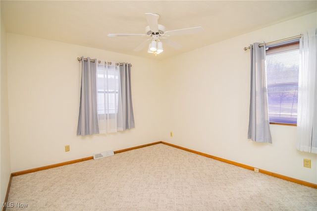 67156 S Almar Lane, St Clairsville, OH 43950