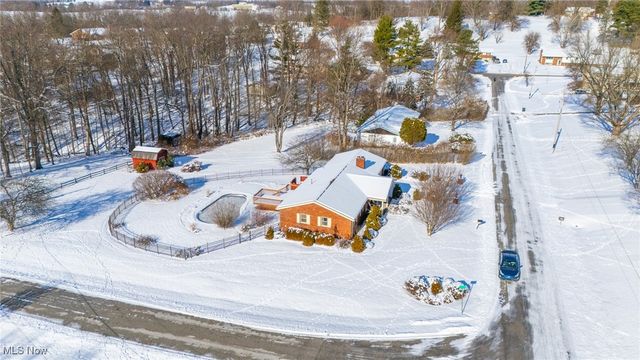 67156 S Almar Lane, St Clairsville, OH 43950