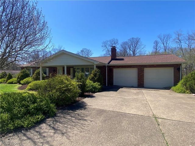 67156 S Almar Lane, St Clairsville, OH 43950