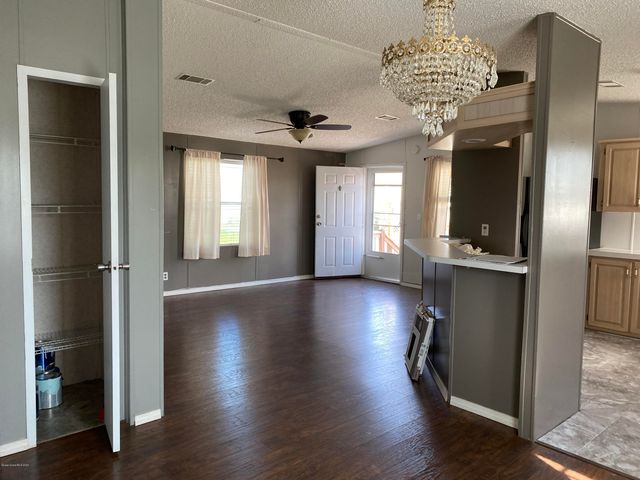 1452 Turkey Creek Drive NE, Palm Bay, FL 32905
