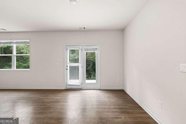 297 Starbuck Parkway, Pendergrass, GA 30567