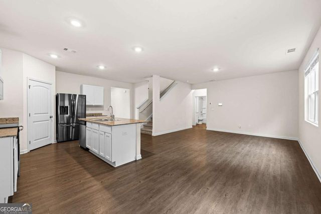 297 Starbuck Parkway, Pendergrass, GA 30567