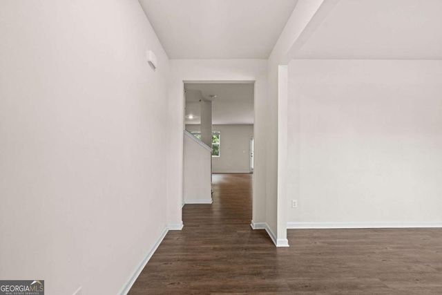 297 Starbuck Parkway, Pendergrass, GA 30567