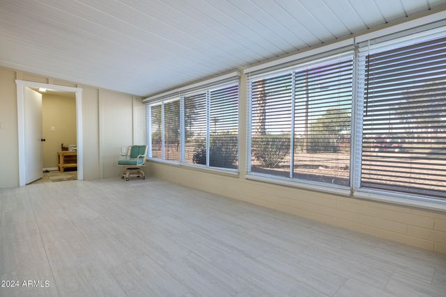 12208 N PEBBLE BEACH Drive, Sun City, AZ 85351