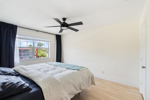 299 SW 7TH Street 2060, Boca Raton, FL 33432