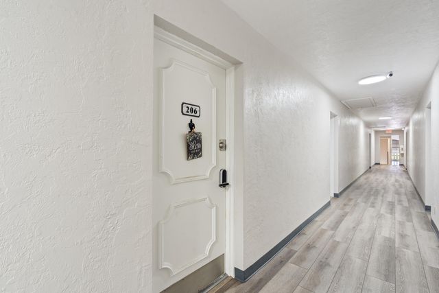 299 SW 7TH Street 2060, Boca Raton, FL 33432