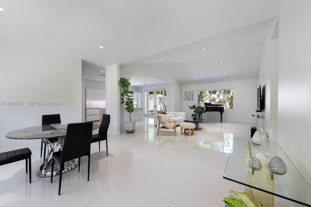 11555 Griffing Blvd, Biscayne Park, FL 33161