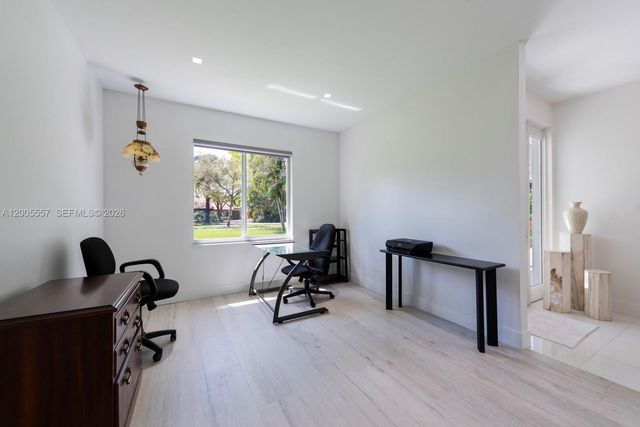 11555 Griffing Blvd, Biscayne Park, FL 33161