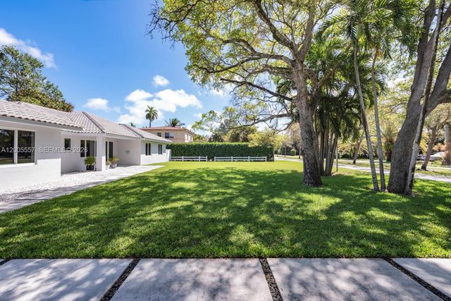 11555 Griffing Blvd, Biscayne Park, FL 33161