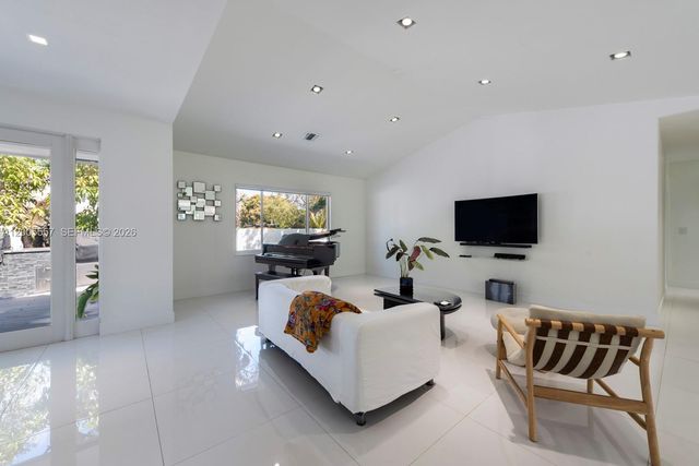 11555 Griffing Blvd, Biscayne Park, FL 33161