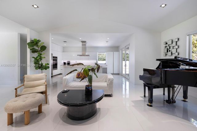 11555 Griffing Blvd, Biscayne Park, FL 33161