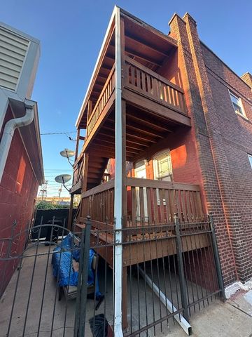 4106 W Hirsch Street, Chicago, IL 60651