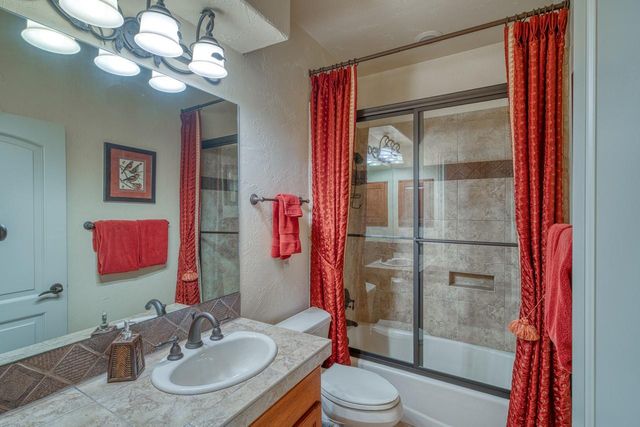 59 Applehead Island DR, Horseshoe Bay, TX 78657