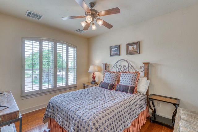 59 Applehead Island DR, Horseshoe Bay, TX 78657