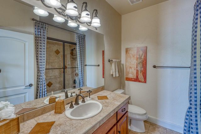 59 Applehead Island DR, Horseshoe Bay, TX 78657